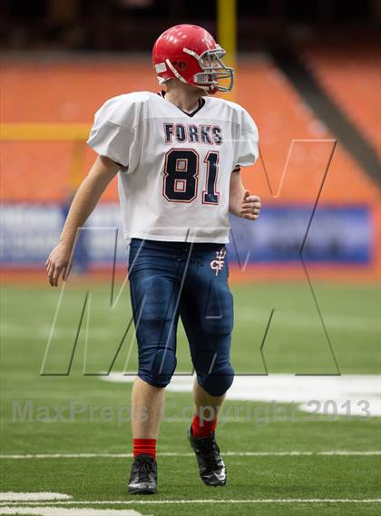Thumbnail 3 in Rye Neck vs. Chenango Forks (NYSPHSAA Class C Final) photogallery.