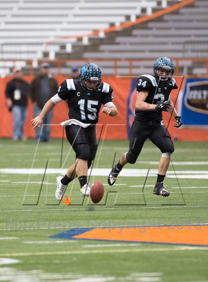 Thumbnail 2 in Rye Neck vs. Chenango Forks (NYSPHSAA Class C Final) photogallery.