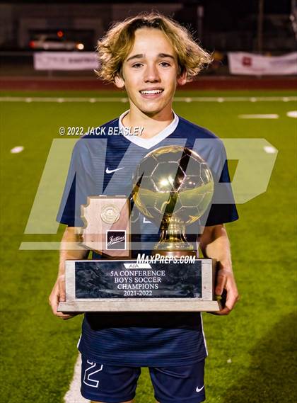 Thumbnail 1 in Sunrise Mountain @ Casteel (AIA 5A Final Awards) photogallery.