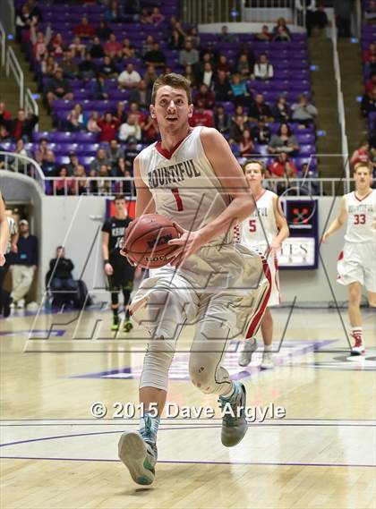 Thumbnail 2 in Kearns vs. Bountiful (UHSAA 4A Final) photogallery.