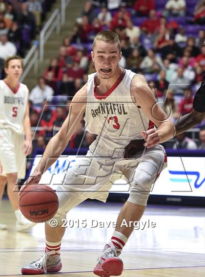 Thumbnail 2 in Kearns vs. Bountiful (UHSAA 4A Final) photogallery.