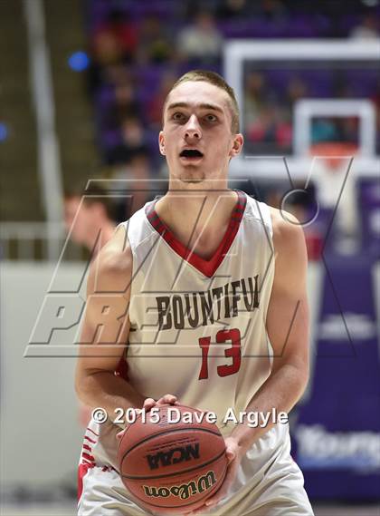 Thumbnail 3 in Kearns vs. Bountiful (UHSAA 4A Final) photogallery.