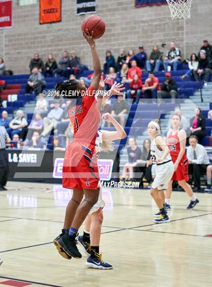 Thumbnail 2 in Liberty @ Dakota Ridge (CHSAA 5A Round 2 Playoff) photogallery.