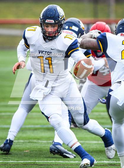 Thumbnail 2 in Victor @ Fairport photogallery.