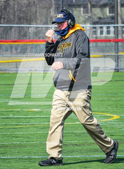 Thumbnail 2 in Victor @ Fairport photogallery.