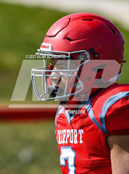 Thumbnail 3 in Victor @ Fairport photogallery.