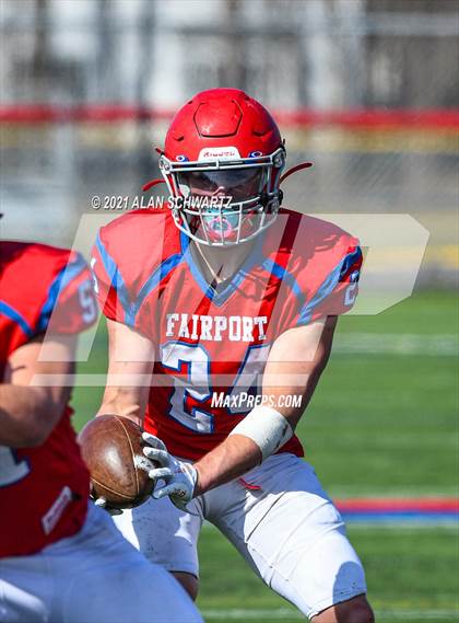 Thumbnail 3 in Victor @ Fairport photogallery.