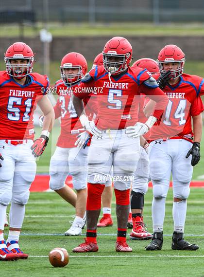 Thumbnail 3 in Victor @ Fairport photogallery.