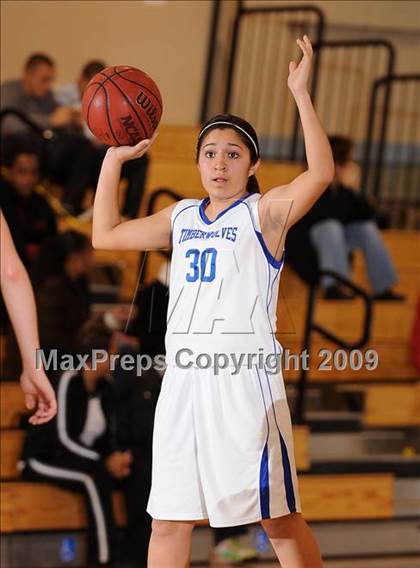 Thumbnail 3 in Argonaut vs. Sierra (Cosumnes Oaks Classic) photogallery.