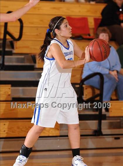 Thumbnail 2 in Argonaut vs. Sierra (Cosumnes Oaks Classic) photogallery.