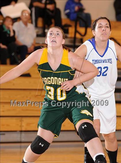 Thumbnail 2 in Argonaut vs. Sierra (Cosumnes Oaks Classic) photogallery.