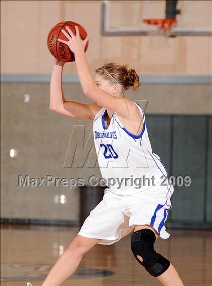 Thumbnail 1 in Argonaut vs. Sierra (Cosumnes Oaks Classic) photogallery.
