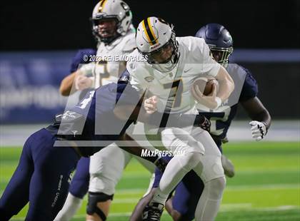 Thumbnail 1 in Saguaro vs Sierra Canyon photogallery.