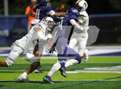 Thumbnail 3 in Saguaro vs Sierra Canyon photogallery.