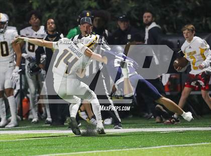 Thumbnail 2 in Saguaro vs Sierra Canyon photogallery.