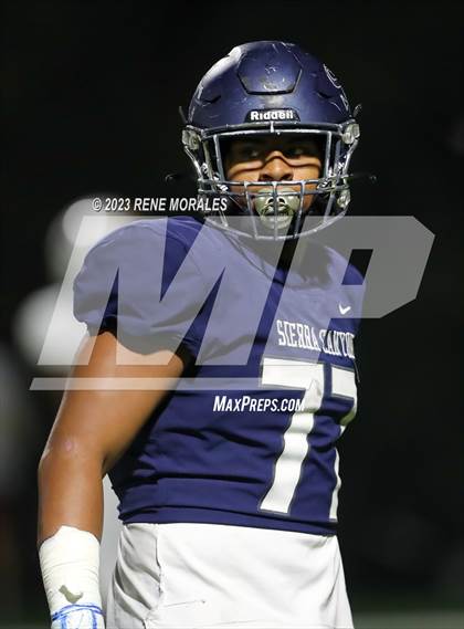 Thumbnail 2 in Saguaro vs Sierra Canyon photogallery.