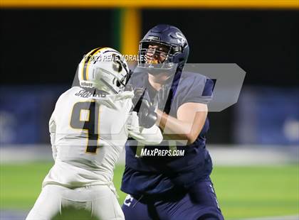 Thumbnail 2 in Saguaro vs Sierra Canyon photogallery.