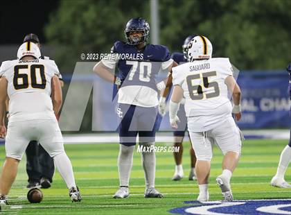 Thumbnail 3 in Saguaro vs Sierra Canyon photogallery.