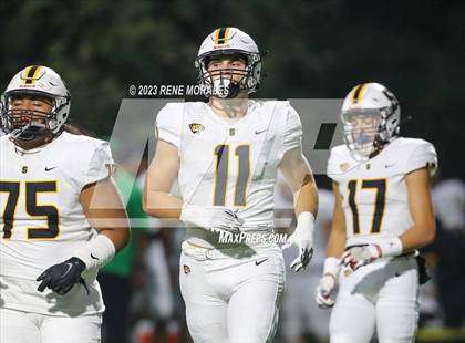 Thumbnail 3 in Saguaro vs Sierra Canyon photogallery.