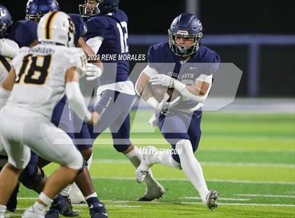 Thumbnail 3 in Saguaro vs Sierra Canyon photogallery.