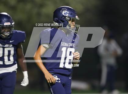Thumbnail 3 in Saguaro vs Sierra Canyon photogallery.