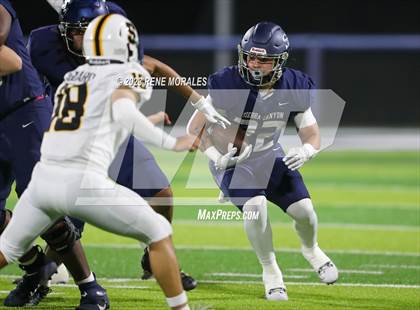 Thumbnail 2 in Saguaro vs Sierra Canyon photogallery.