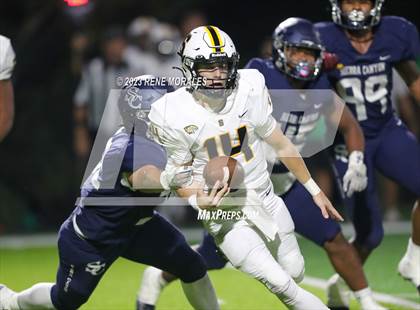 Thumbnail 2 in Saguaro vs Sierra Canyon photogallery.