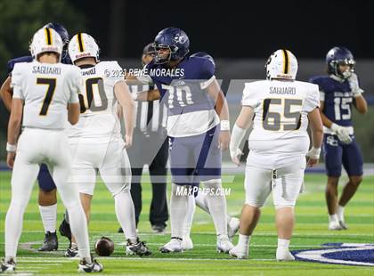 Thumbnail 3 in Saguaro vs Sierra Canyon photogallery.