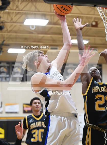 Thumbnail 3 in Fountain Hills vs. Highland Prep (Coyotes Basketball Invitational) Championship photogallery.