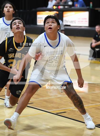 Thumbnail 2 in Fountain Hills vs. Highland Prep (Coyotes Basketball Invitational) Championship photogallery.