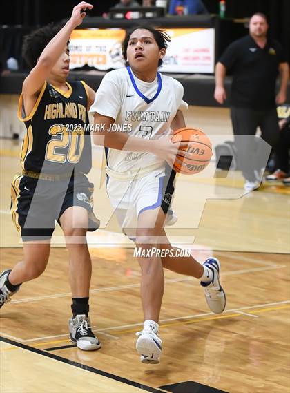 Thumbnail 2 in Fountain Hills vs. Highland Prep (Coyotes Basketball Invitational) Championship photogallery.