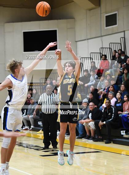 Thumbnail 1 in Fountain Hills vs. Highland Prep (Coyotes Basketball Invitational) Championship photogallery.