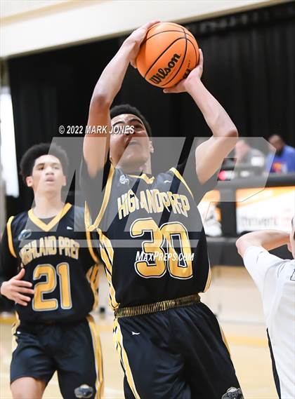 Thumbnail 1 in Fountain Hills vs. Highland Prep (Coyotes Basketball Invitational) Championship photogallery.