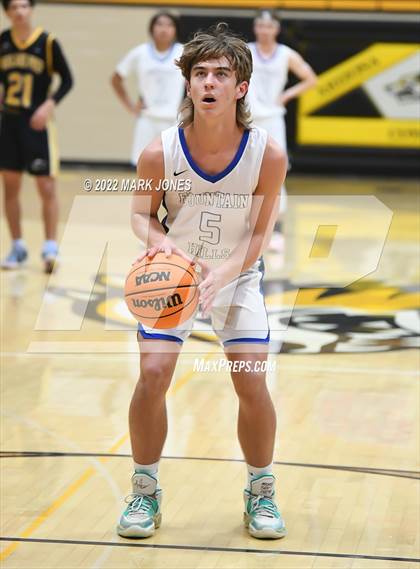 Thumbnail 2 in Fountain Hills vs. Highland Prep (Coyotes Basketball Invitational) Championship photogallery.
