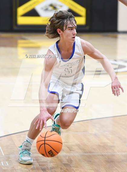 Thumbnail 1 in Fountain Hills vs. Highland Prep (Coyotes Basketball Invitational) Championship photogallery.