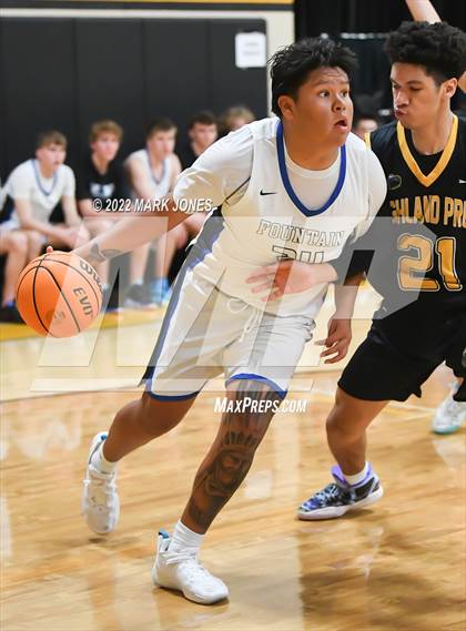 Thumbnail 2 in Fountain Hills vs. Highland Prep (Coyotes Basketball Invitational) Championship photogallery.