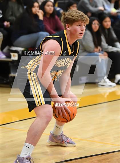 Thumbnail 1 in Fountain Hills vs. Highland Prep (Coyotes Basketball Invitational) Championship photogallery.