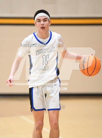 Thumbnail 1 in Fountain Hills vs. Highland Prep (Coyotes Basketball Invitational) Championship photogallery.