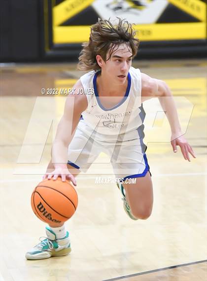 Thumbnail 2 in Fountain Hills vs. Highland Prep (Coyotes Basketball Invitational) Championship photogallery.