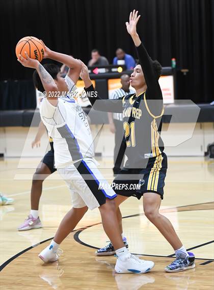 Thumbnail 3 in Fountain Hills vs. Highland Prep (Coyotes Basketball Invitational) Championship photogallery.