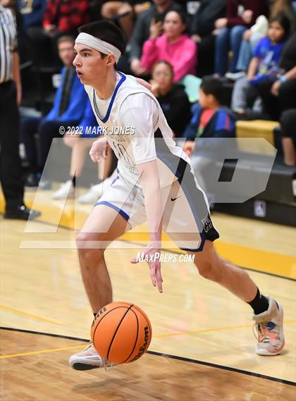 Thumbnail 1 in Fountain Hills vs. Highland Prep (Coyotes Basketball Invitational) Championship photogallery.
