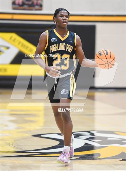 Thumbnail 2 in Fountain Hills vs. Highland Prep (Coyotes Basketball Invitational) Championship photogallery.