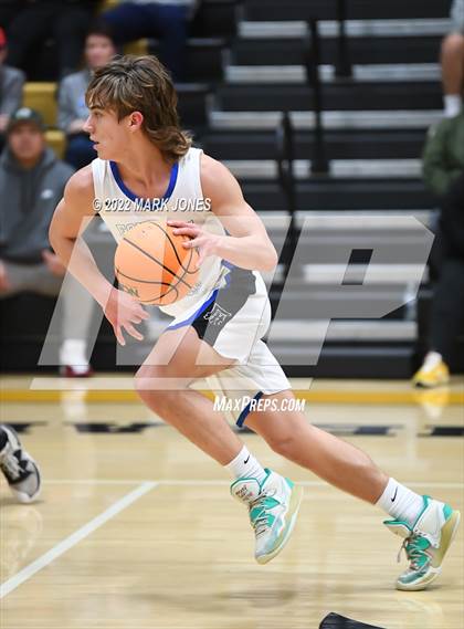 Thumbnail 3 in Fountain Hills vs. Highland Prep (Coyotes Basketball Invitational) Championship photogallery.