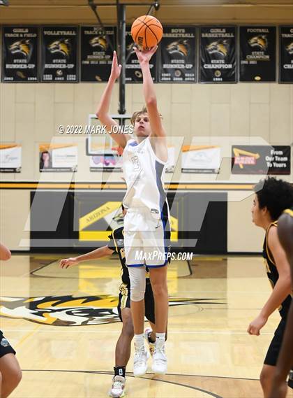 Thumbnail 3 in Fountain Hills vs. Highland Prep (Coyotes Basketball Invitational) Championship photogallery.