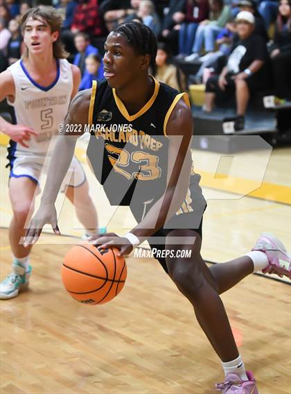 Thumbnail 3 in Fountain Hills vs. Highland Prep (Coyotes Basketball Invitational) Championship photogallery.