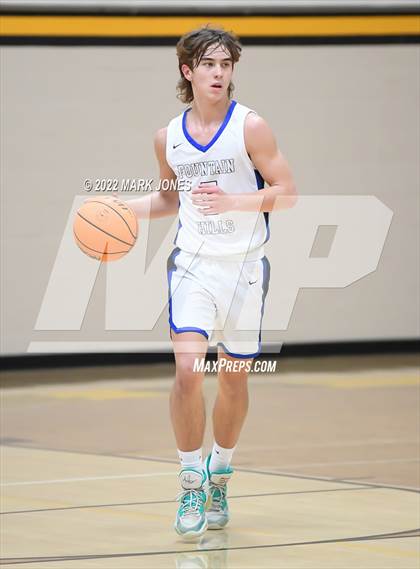 Thumbnail 2 in Fountain Hills vs. Highland Prep (Coyotes Basketball Invitational) Championship photogallery.