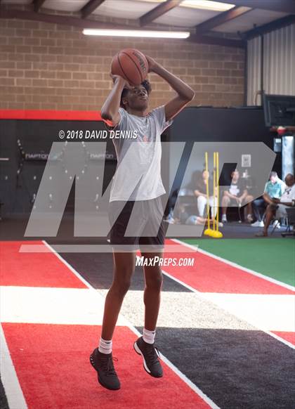 Thumbnail 3 in Jalen Green (WeNext) photogallery.