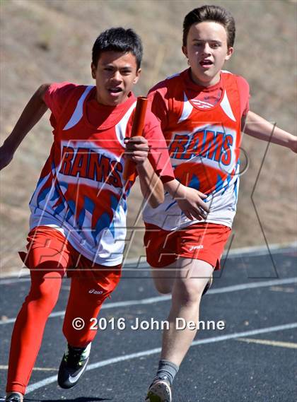 Thumbnail 3 in Penasco Invitational photogallery.