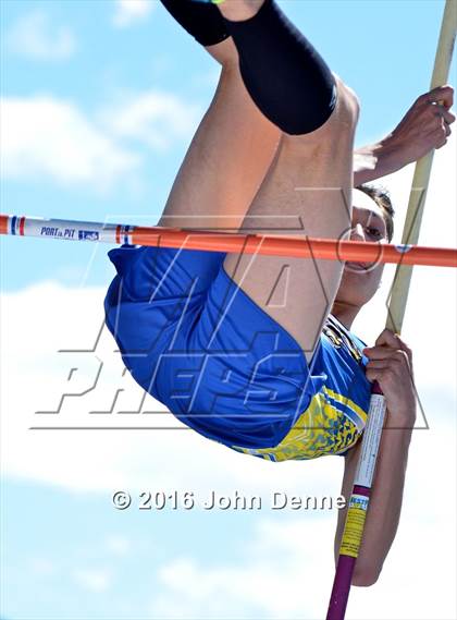 Thumbnail 3 in Penasco Invitational photogallery.