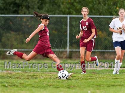 Thumbnail 1 in Monument Mountain vs. Mount Everett (Kick It For Kidneys Tournament) photogallery.